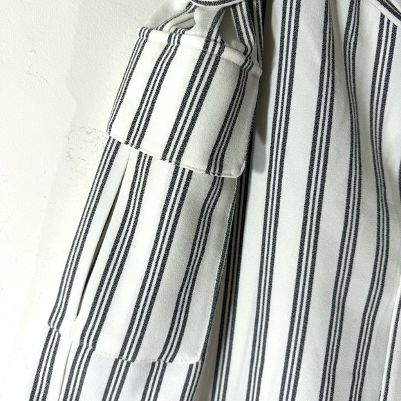 2/$35 Loft Paperbag Tie Waist Striped Cargo Shorts - Picture 5 of 10